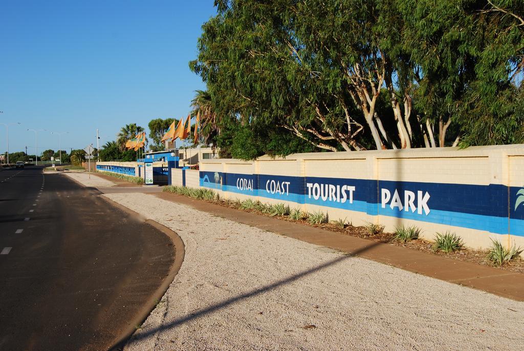 Coral Coast Tourist Park Hotel Carnarvon Exterior photo