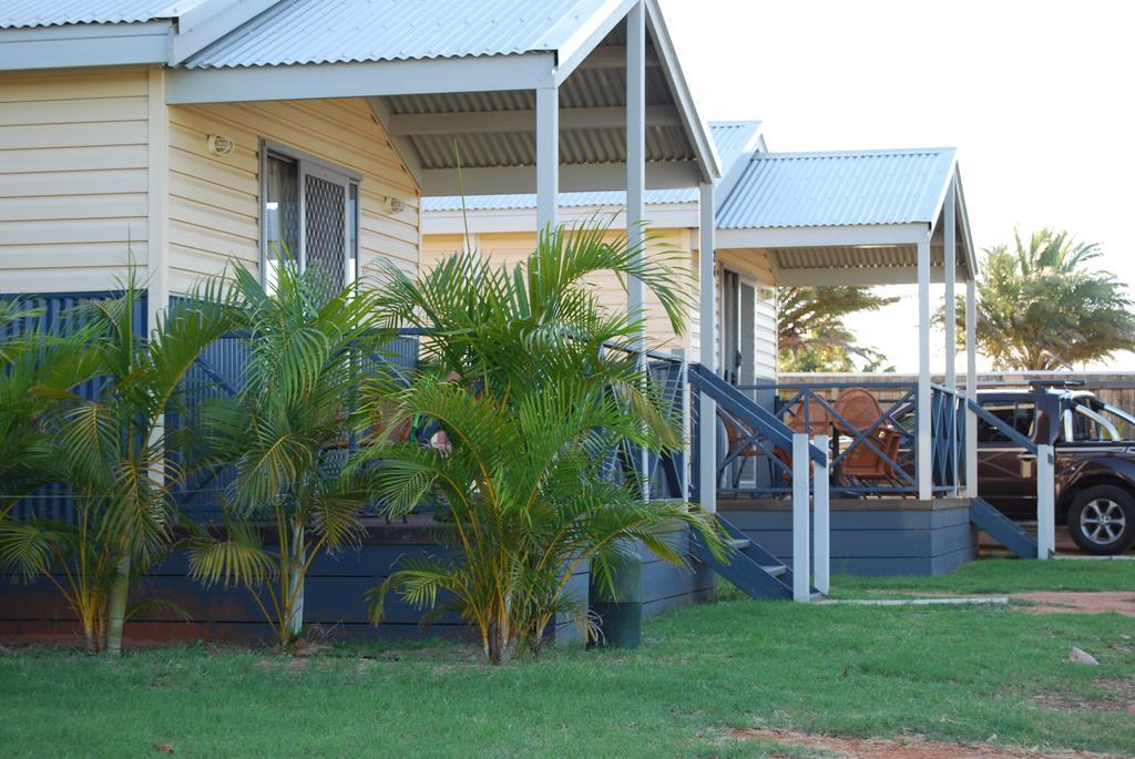 Coral Coast Tourist Park Hotel Carnarvon Exterior photo